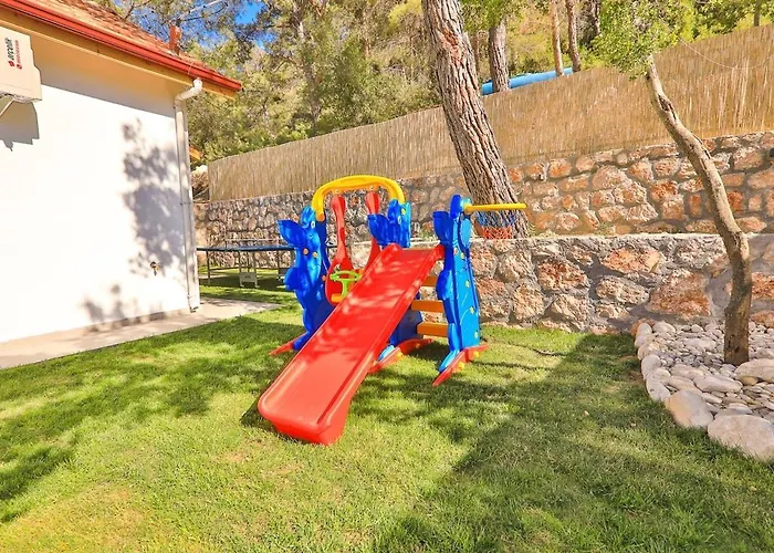 아파트 Doga Manzarali Kozalak Kalkan *