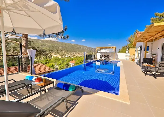 아파트 Doga Manzarali Kozalak Kalkan 카스