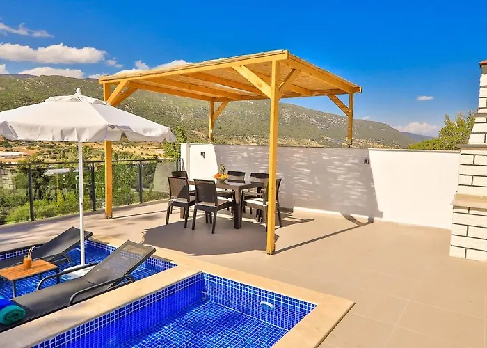 아파트 Doga Manzarali Kozalak Kalkan 카스